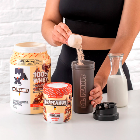 100% Whey Dr. Peanut - Max Titanium Buenísimo